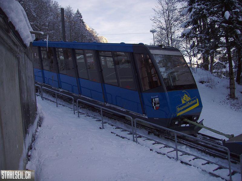 k-PC300003.JPG