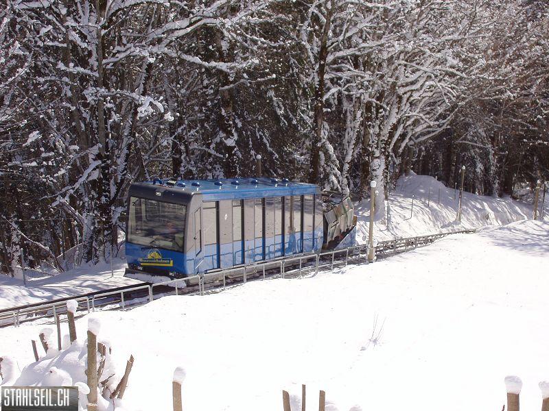 k-PC300034.JPG