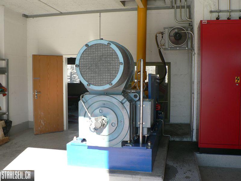 k-P1590103.JPG