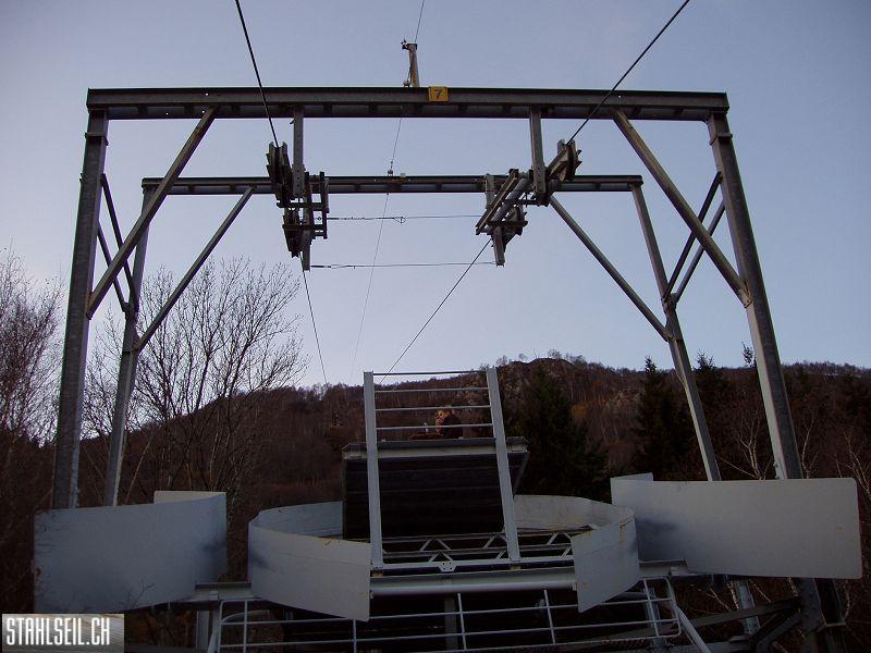k-PB190348.JPG