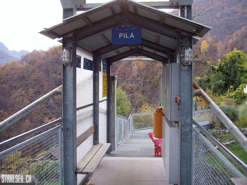 k-PB110406.JPG