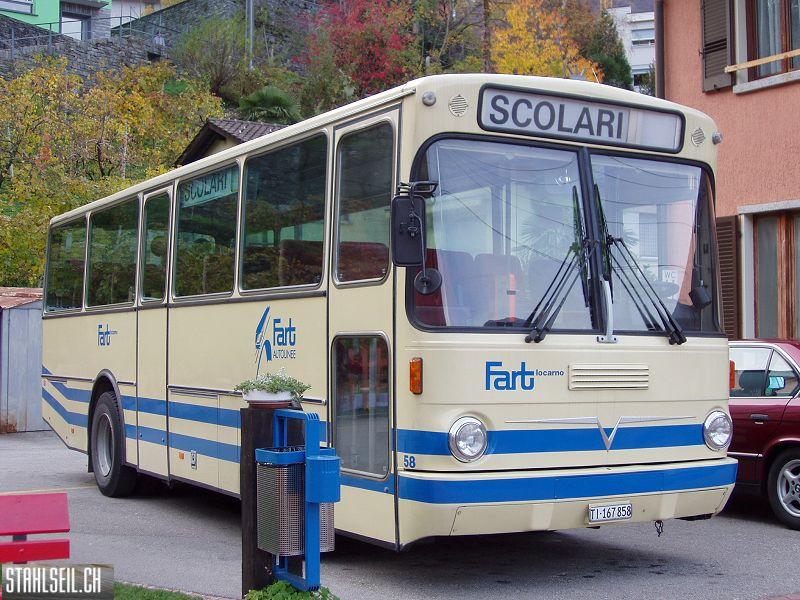 k-PB110411.JPG