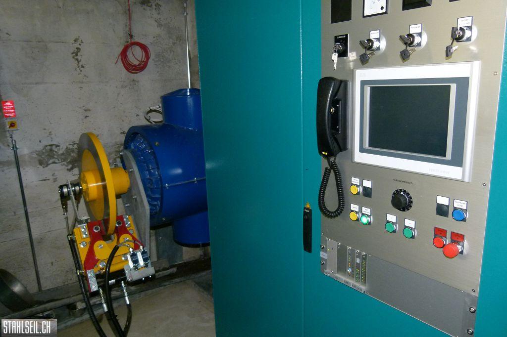 k-P1420158.JPG