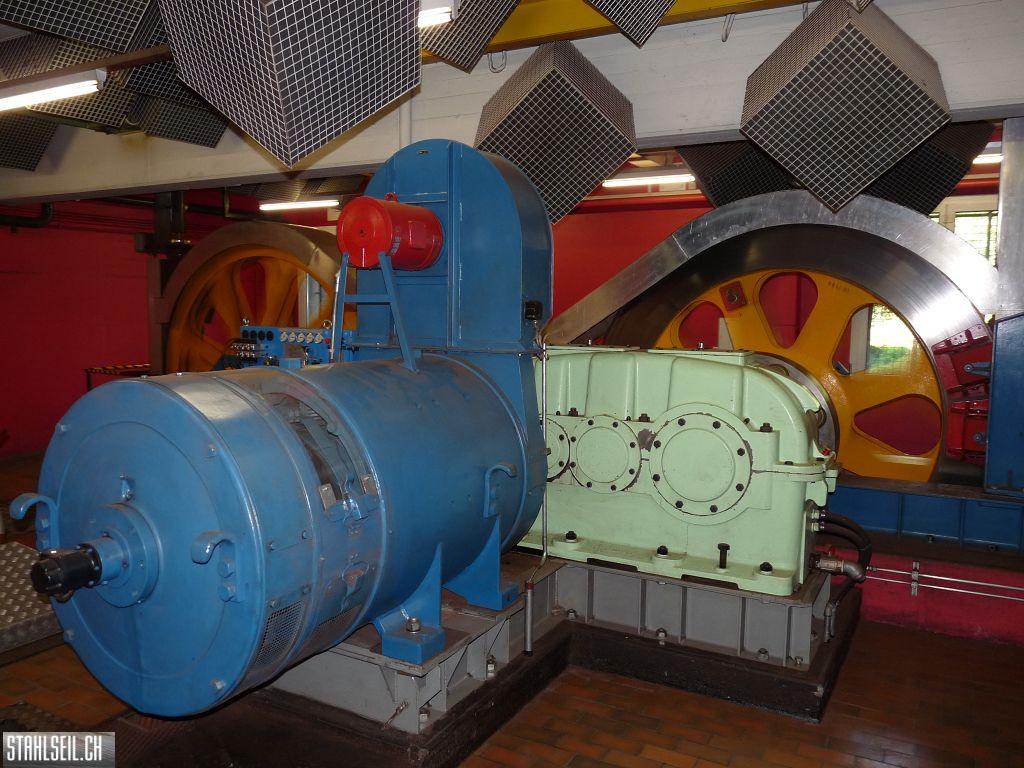 k-P1460891.JPG