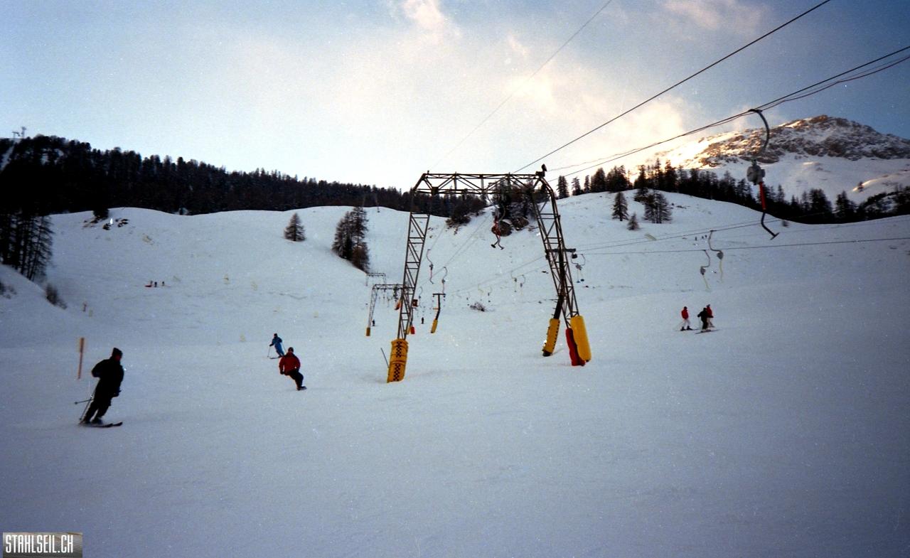 img169.jpg